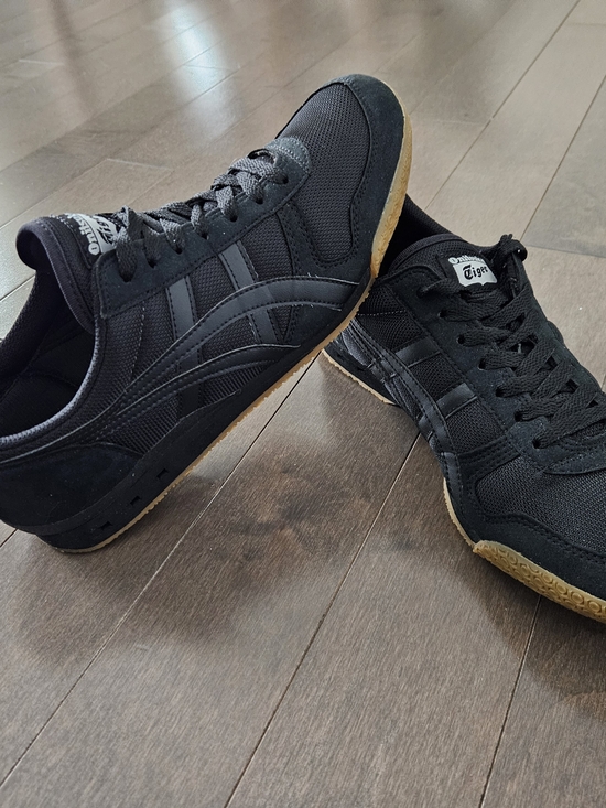 Onitsuka Tiger by Asics Other - Onitsuka Tiger Ultimate 81 Men's Size 9 *RARE*